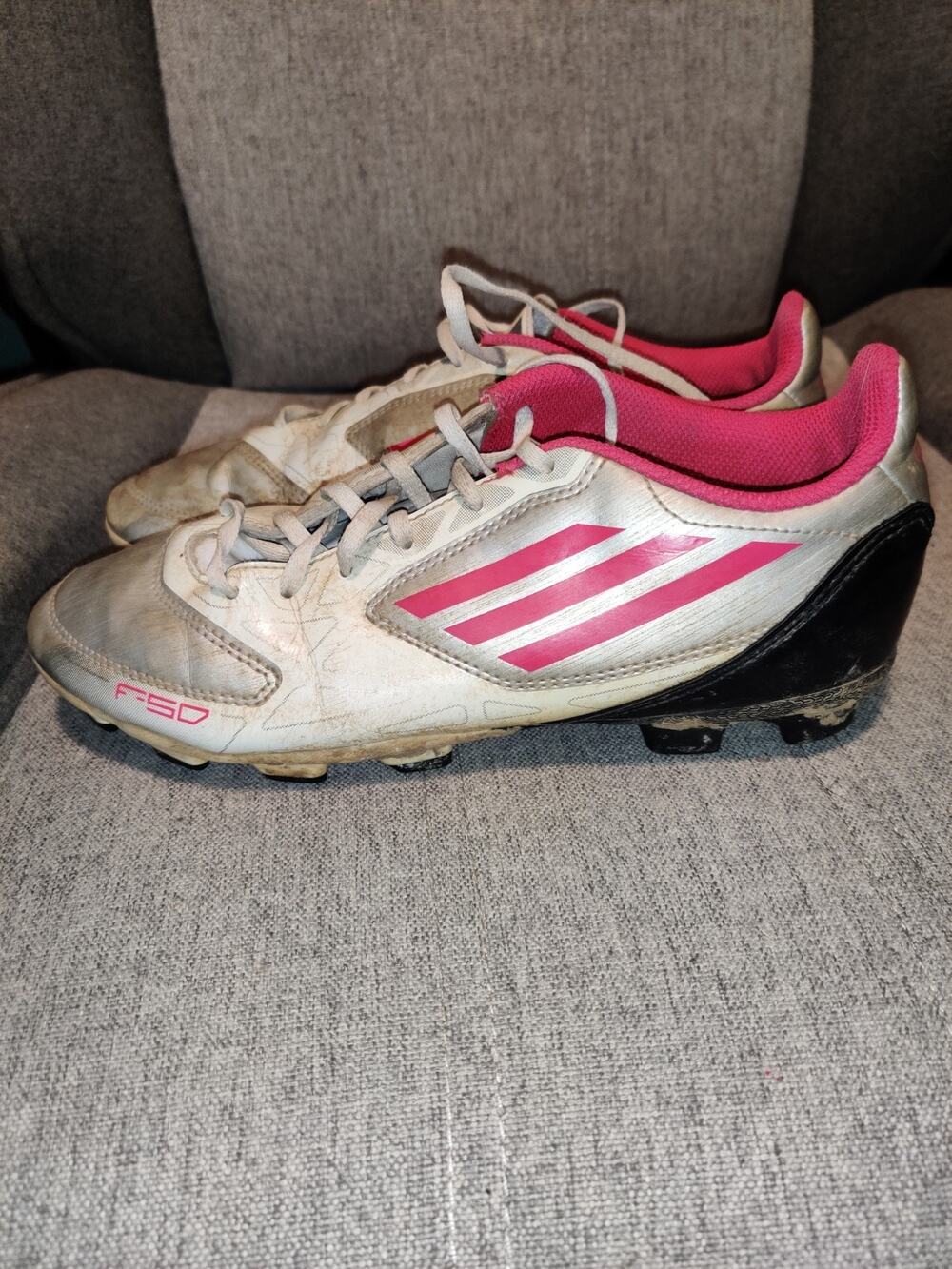 Adidas F50 Soccer Cleats Women's Size 5.5